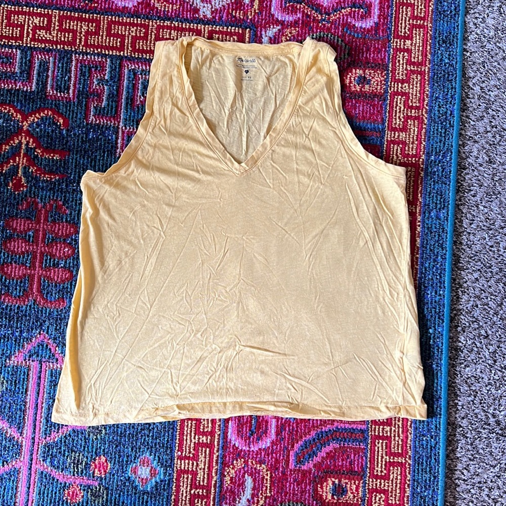 Cotton v-neck tank